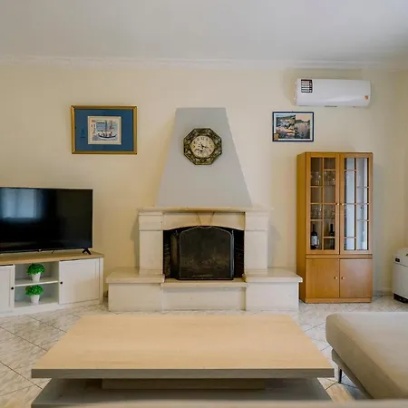 Apartment Anastasios Gazatika